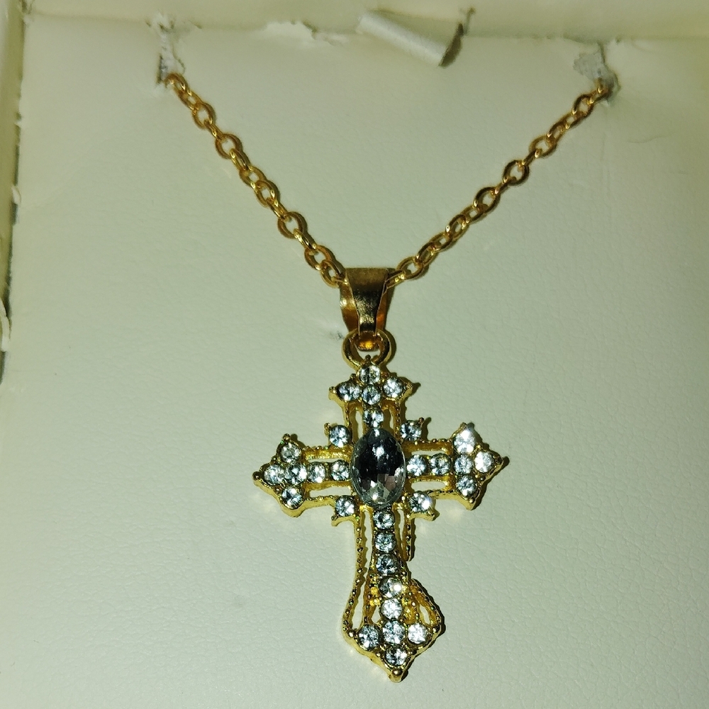 Red Gold Cross Necklace with Ornate Design